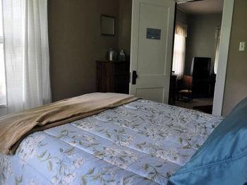 Lazy T Ranch Guest House Manhattan Luaran gambar